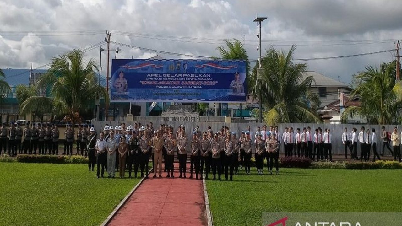 Polda Sulawesi Utara menggelar Operasi Keselamatan Samrat 2025 selama 14 hari untuk meningkatkan Kamseltibcar Lantas menjelang Idul Fitri dan pelantikan kepala daerah, dengan fokus pada pencegahan kecelakaan dan kriminalitas.
