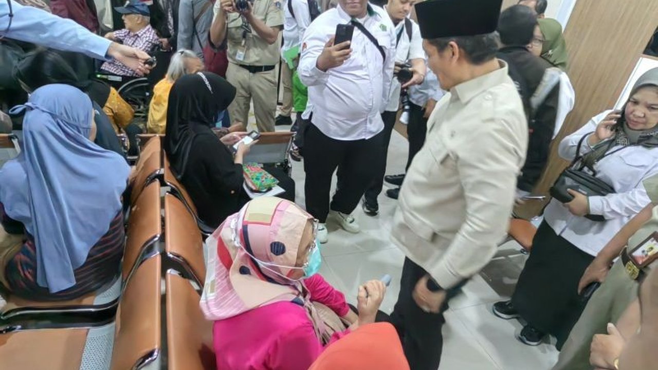 Wakil Menteri Agama (Wamenag) meminta seluruh satuan kerja Kementerian Agama untuk menyosialisasikan program Cek Kesehatan Gratis (CKG) kepada masyarakat guna memastikan seluruh lapisan masyarakat mendapatkan pelayanan kesehatan yang memadai.