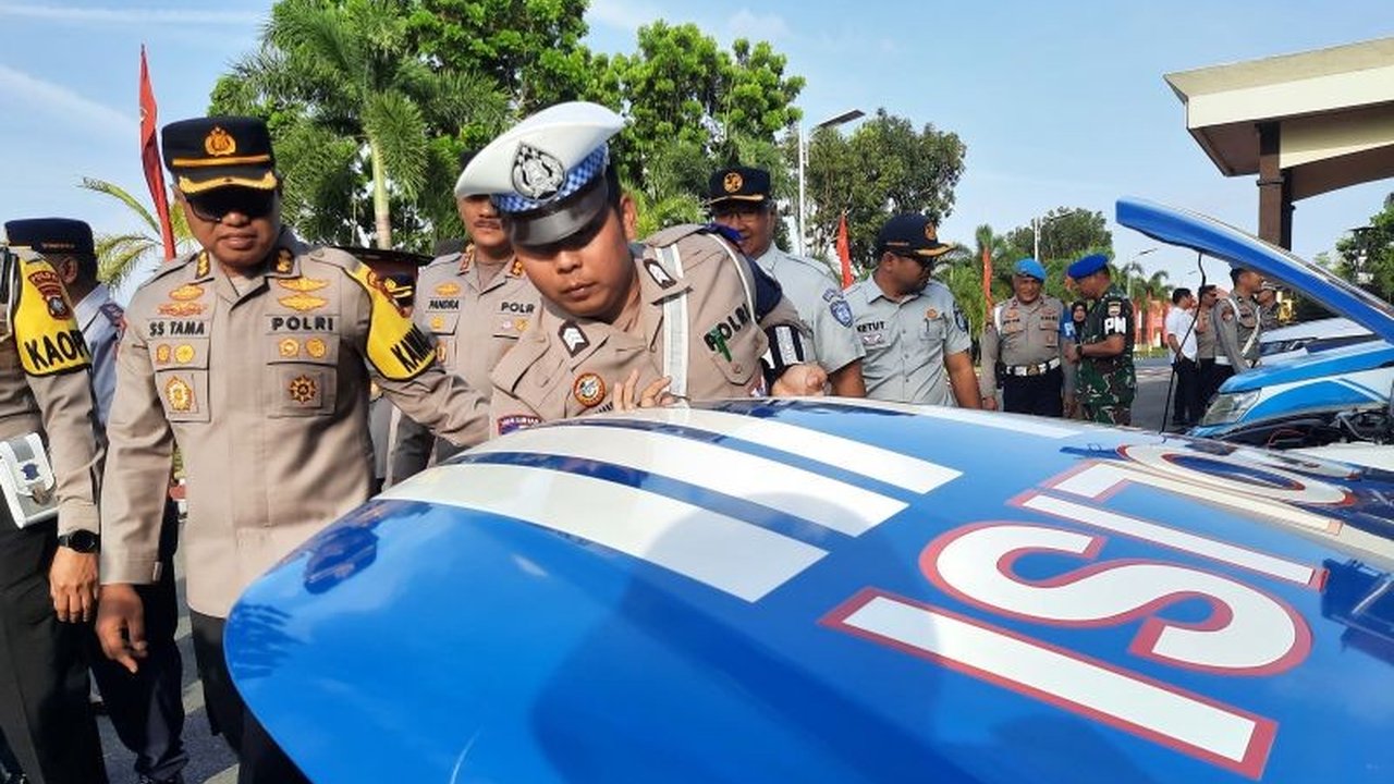 Polda Kepri menggelar Operasi Keselamatan Seligi 2025 pada 10-23 Februari, menindak tegas penggunaan klakson telolet dan pelanggaran lalu lintas lainnya demi keselamatan pengguna jalan.