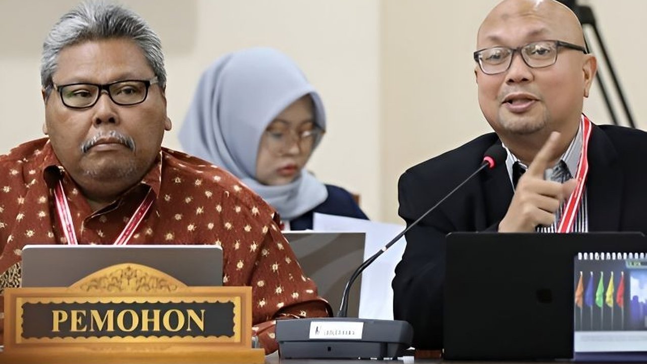Sidang sengketa Pilkada Babel di MK mengungkap perbedaan pendapat ahli tentang kualitas pemilu, dengan fokus pada integritas proses di TPS dan akomodasi hak pilih.