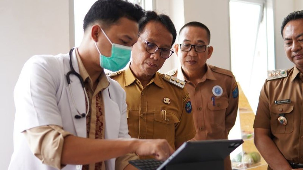 Penjabat Bupati OKI memastikan 33 puskesmas di Kabupaten Ogan Komering Ilir siap melaksanakan program Cek Kesehatan Gratis (CKG) yang diinisiasi Presiden Prabowo Subianto mulai 10 Februari 2025, melayani berbagai kelompok usia dengan pemeriksaan kesehatan