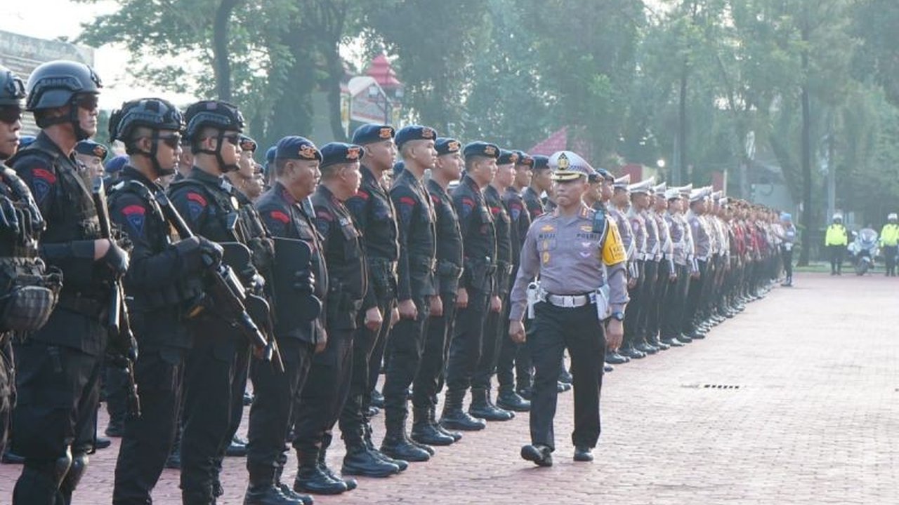 Polda Sumut meningkatkan patroli di daerah rawan macet dan kecelakaan melalui Operasi Keselamatan Toba 2025, dengan fokus pada tindakan preventif dan penegakan hukum yang tegas namun humanis.