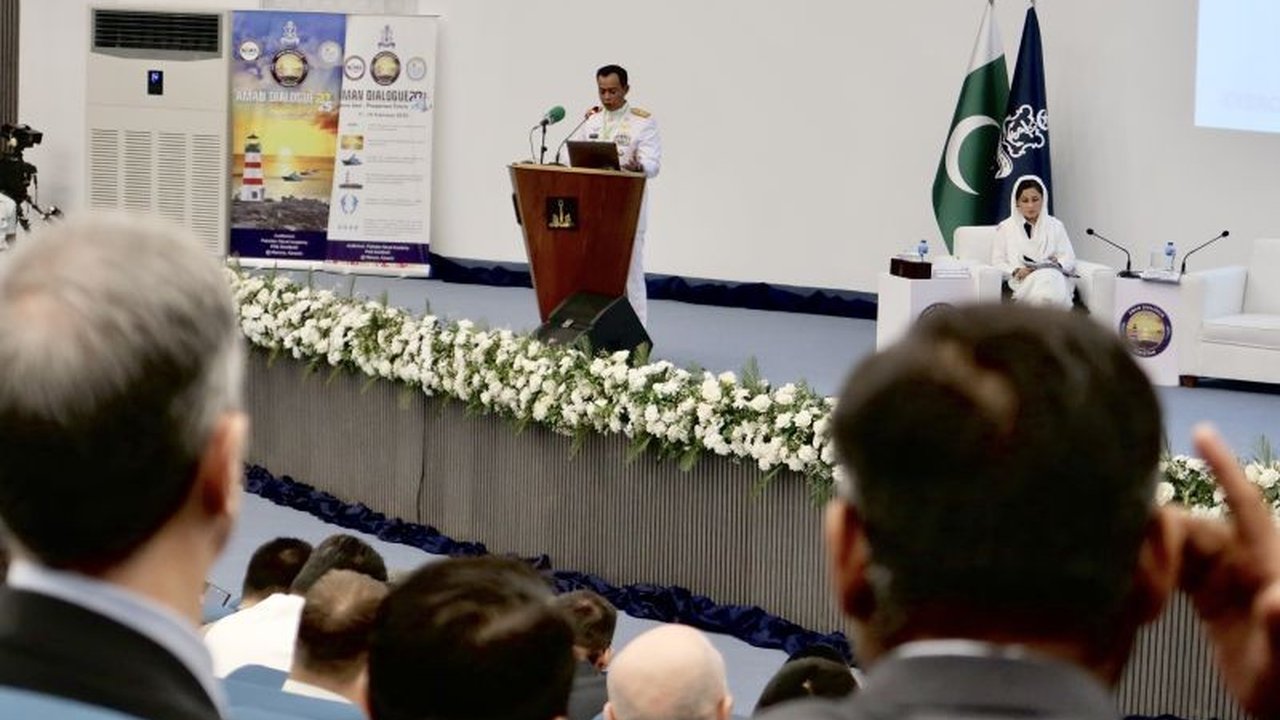 Dalam Dialog AMAN di Karachi, TNI-AL mengajak 60 negara untuk mencegah konflik maritim di Samudra Hindia melalui peningkatan interoperabilitas, diplomasi pertahanan maritim, dan kerjasama dalam mitigasi bencana.