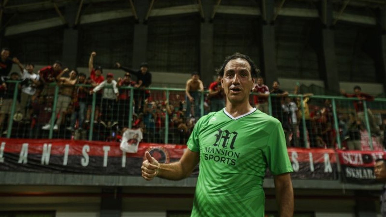Mantan pemain AC Milan, Alessandro Nesta, dikabarkan akan kembali melatih Monza di Liga Italia musim ini, menggantikan Salvatore Bocchetti yang dipecat, berdasarkan laporan dari Football Italia.