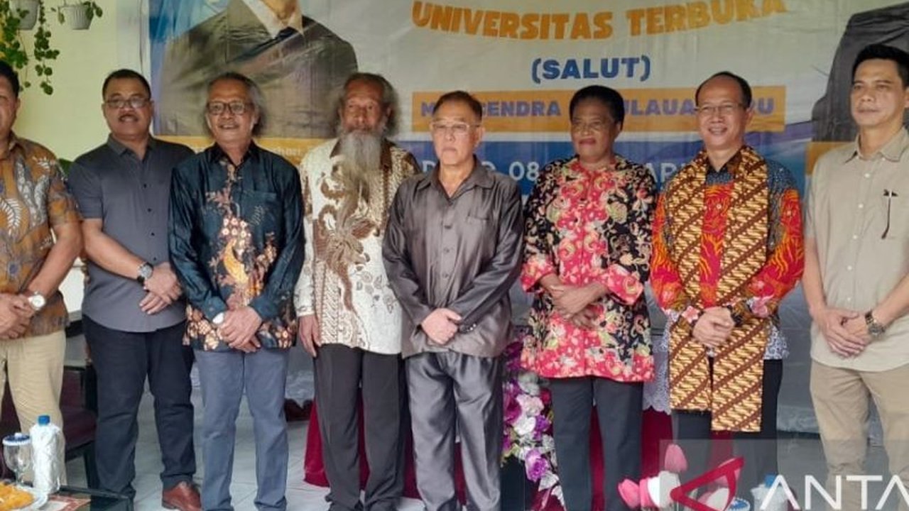 Universitas Terbuka (UT) Ambon luncurkan Sentra Layanan UT (Salut) di Kepulauan Aru, Maluku, untuk meningkatkan akses pendidikan tinggi di wilayah tertinggal, terdepan, dan terluar (3T).