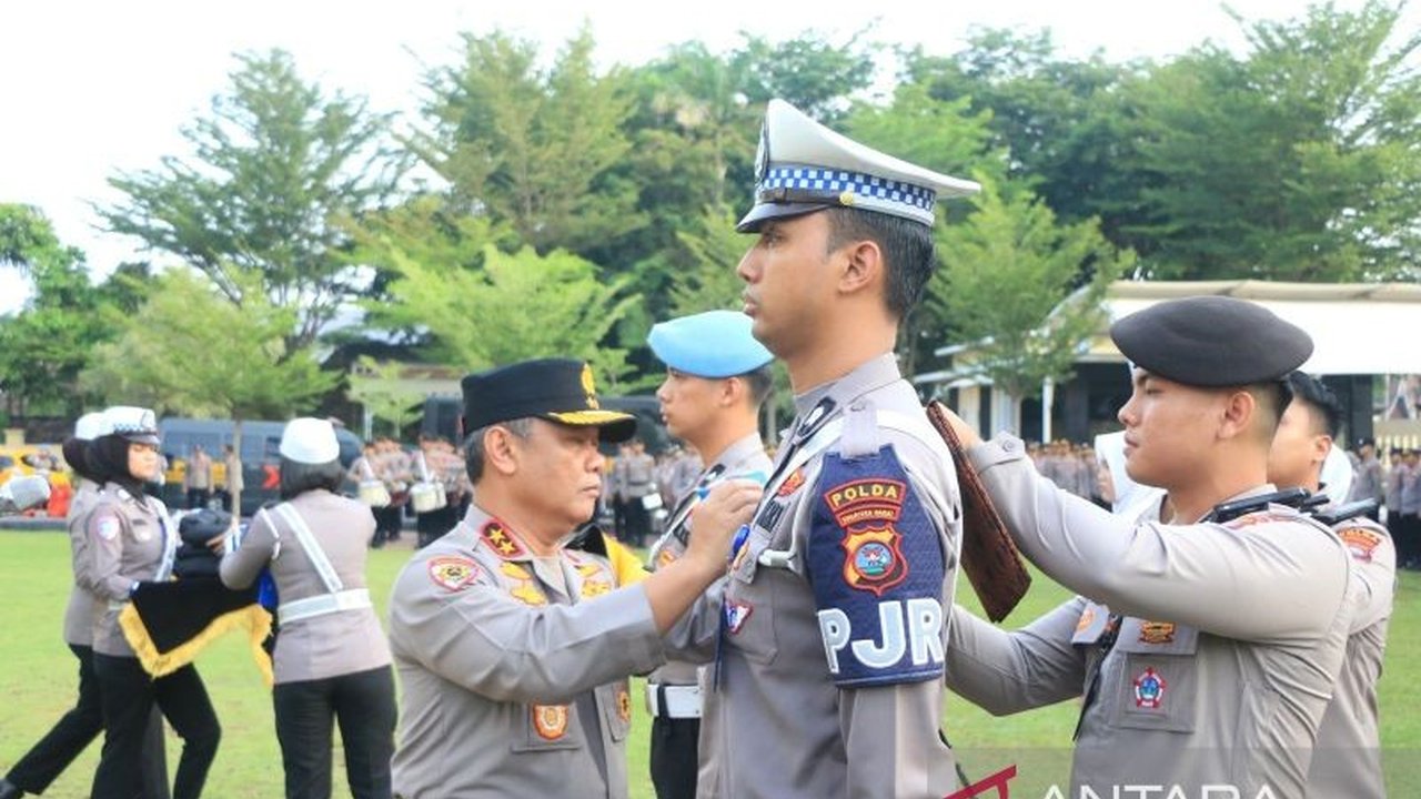 Kapolda Sumbar Irjen Pol Gatot Tri Suryanta menjelaskan tiga fokus utama Operasi Keselamatan Singgalang 2025 yaitu menurunkan angka pelanggaran dan kecelakaan lalu lintas serta meningkatkan kesadaran masyarakat dalam berlalu lintas di Sumatera Barat.