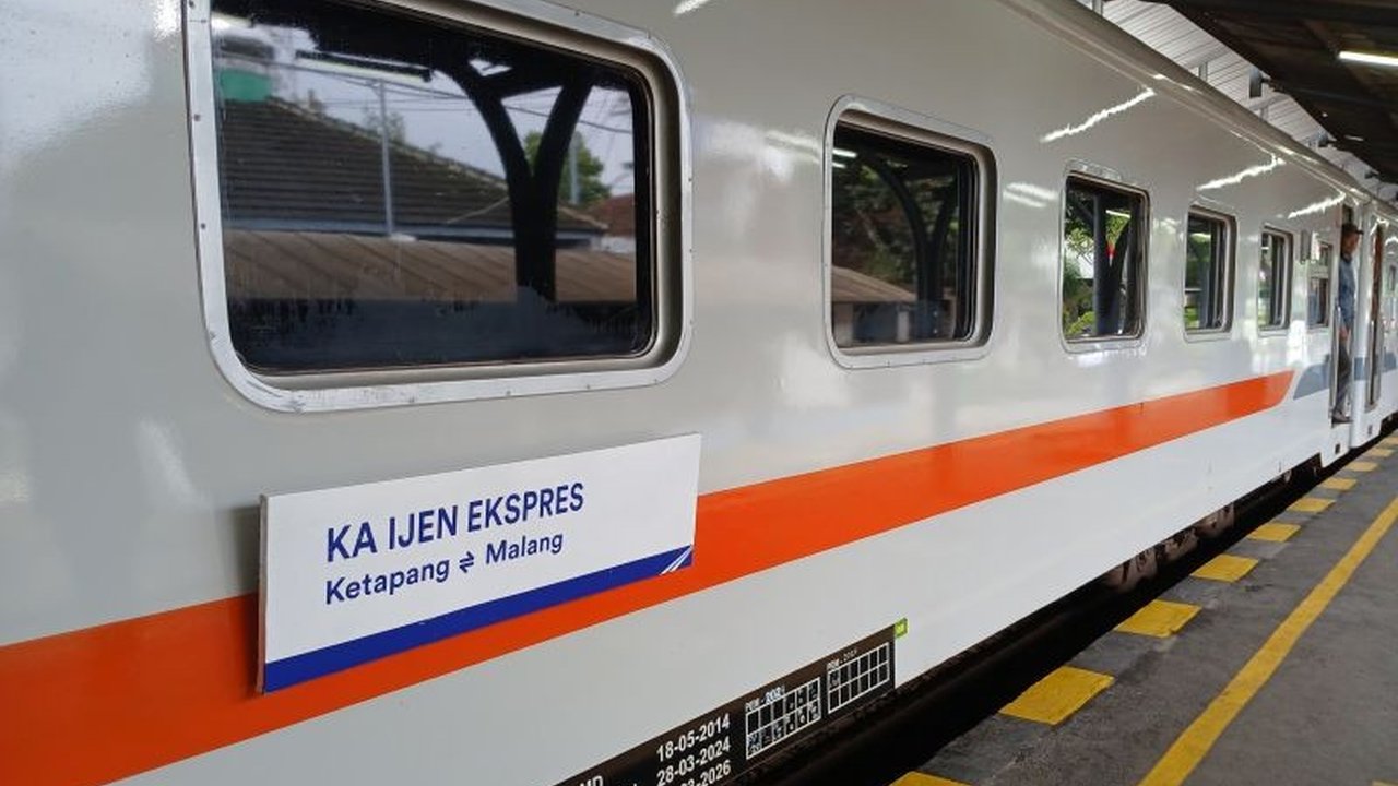 PT Kereta Api Indonesia (KAI) Daop 9 Jember menurunkan harga tiket KA Ijen Ekspres relasi Ketapang-Malang PP hingga 32 persen untuk mendukung program Asta Cita Presiden Prabowo Subianto dan meningkatkan aksesibilitas transportasi bagi masyarakat.