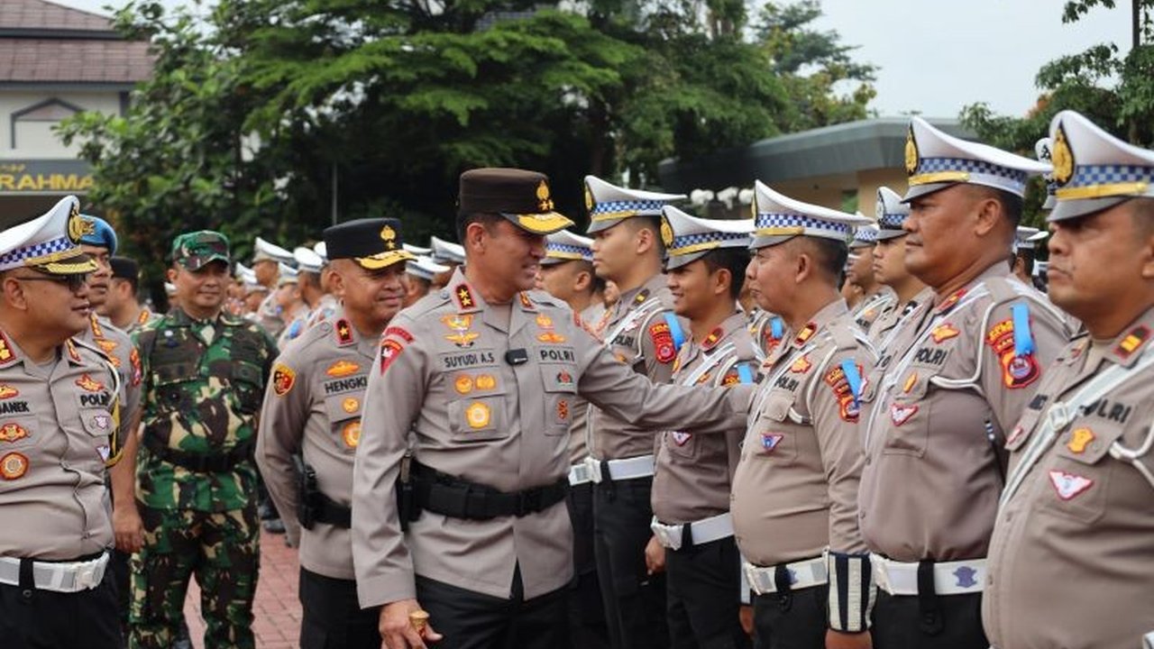 Polda Banten menggelar Operasi Keselamatan Maung 2025 selama 14 hari untuk meningkatkan kepatuhan berlalu lintas dan menekan angka kecelakaan yang meningkat 22 persen di tahun 2024.