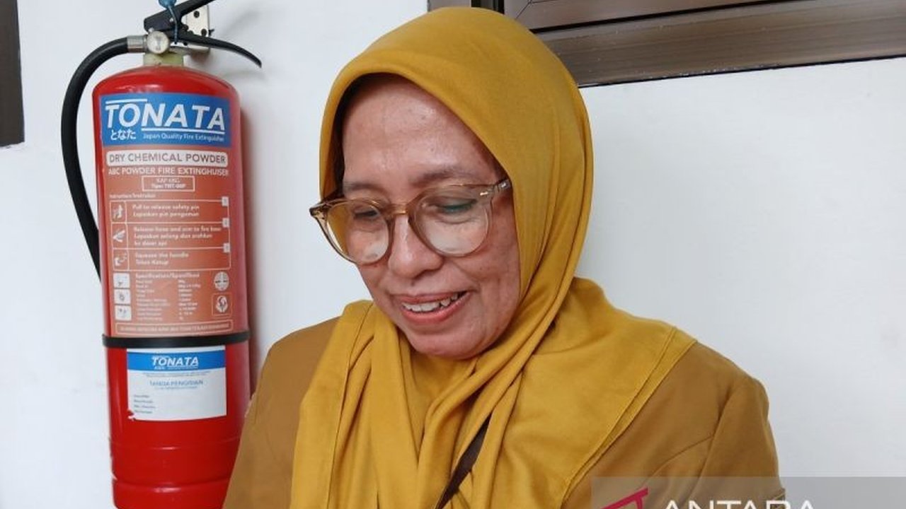 Program Cek Kesehatan Gratis (CKG) di Temanggung, Jawa Tengah, diluncurkan untuk mendeteksi dini risiko gangguan kesehatan masyarakat dan mendorong hidup sehat, dengan sasaran bayi, usia 18 ke atas, dewasa, dan lansia.