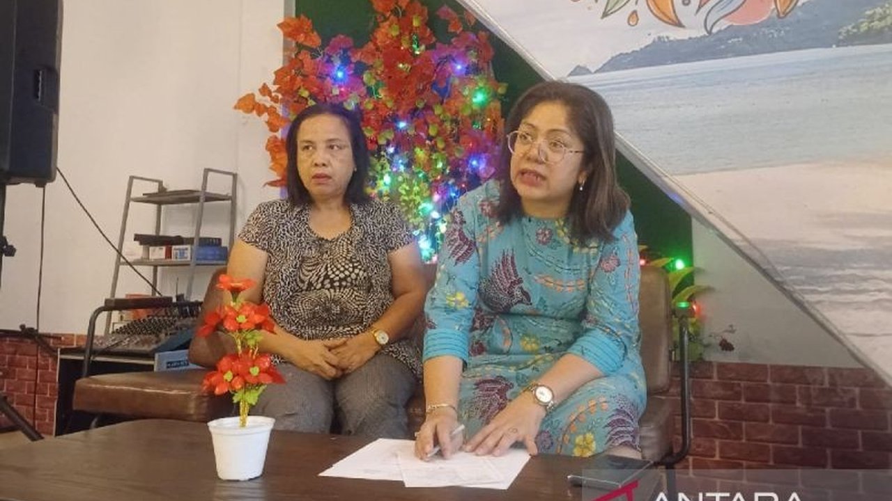 Anggota DPD RI, Badikenita Br Sitepu, sambut positif lomba olah vokal solo daerah di Sumut sebagai upaya pelestarian budaya leluhur yang melibatkan berbagai etnis dan berpotensi melahirkan bibit unggul di bidang musik tradisional.