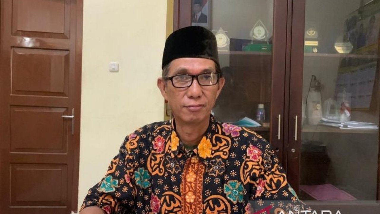 Sebanyak 24 kelompok tani di enam kabupaten Bengkulu menerima program peremajaan sawit dengan bantuan Rp60 juta per hektare dari BPDPKS untuk meningkatkan produktivitas dan kesejahteraan petani.