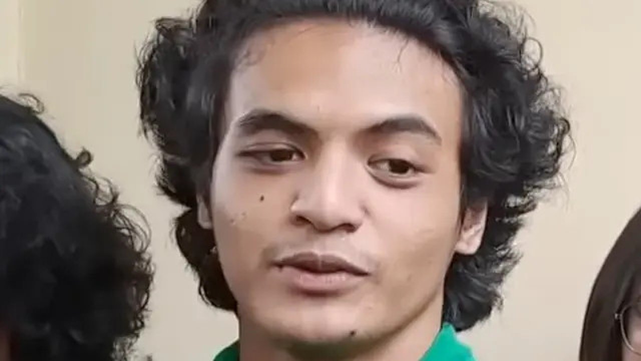 Setelah kasus dugaan pencabulan anak di bawah umur dan aborsi dengan korban Lolly anak Nikita Mirzani naik penyidikan, Vadel Badjideh bantah tuduhan. (Foto: Dok. YouTube Intens Investigasi