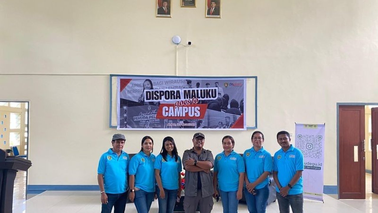 Pemerintah Provinsi Maluku mengajak pemuda untuk meningkatkan kapasitas diri dengan mengikuti berbagai program pengembangan kepemudaan dari Kementerian Pemuda dan Olahraga.