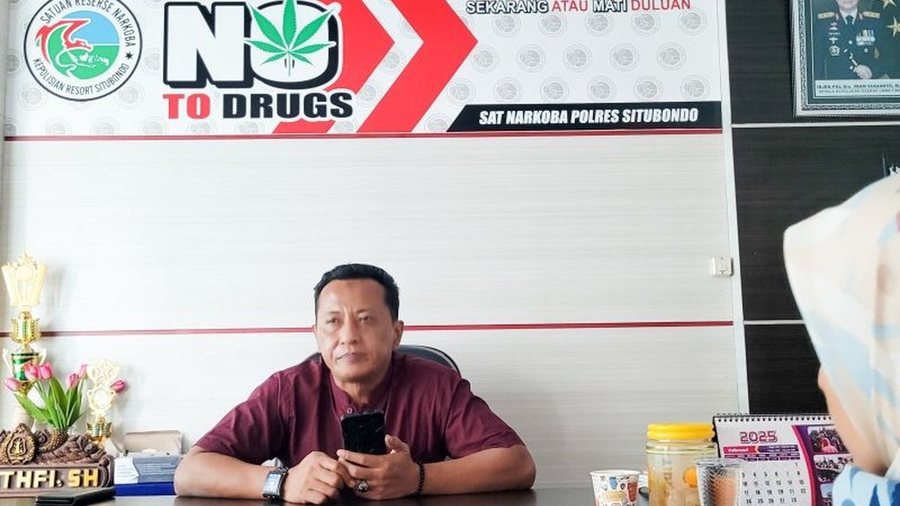 Polres Situbondo membantah membebaskan tiga tersangka penyalahgunaan narkoba, melainkan mereka menjalani rehabilitasi sesuai aturan yang berlaku.