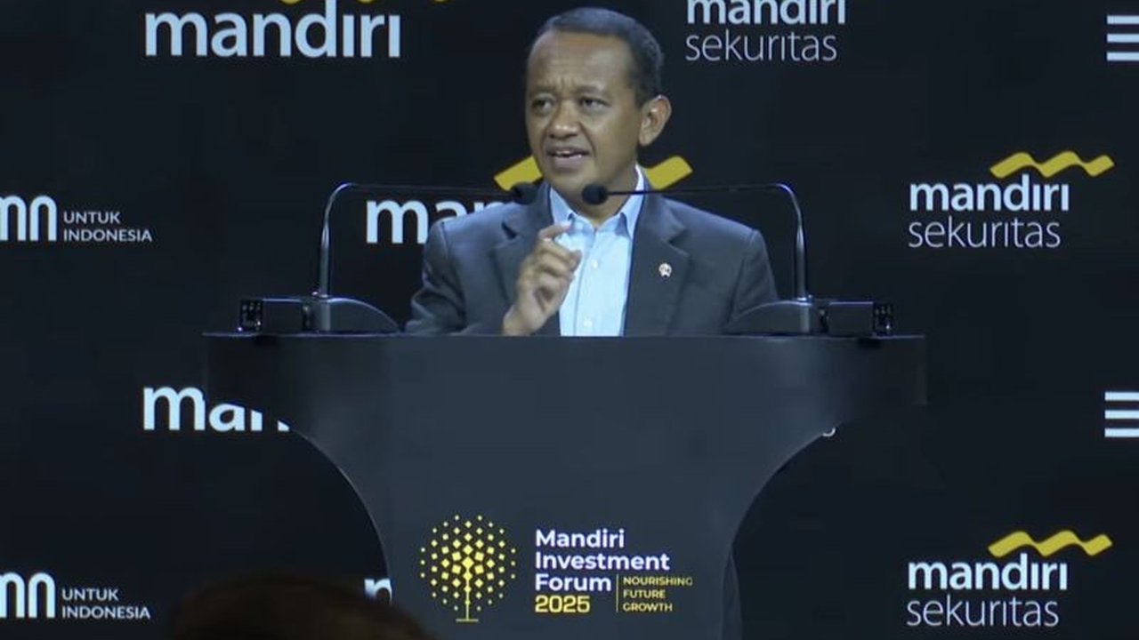 Menteri ESDM Bahlil Lahadalia mengusulkan pengelolaan batu bara yang lebih bersih sebagai solusi energi murah dan ramah lingkungan, memanfaatkan teknologi CCS untuk mengurangi emisi karbon.