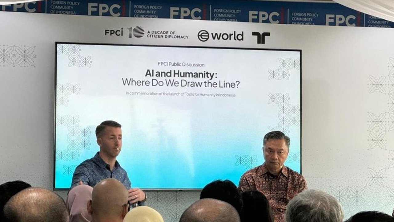 Tools for Humanity (TFH) dan FPCI menekankan perlunya kebijakan dan tata kelola yang sehat dalam penggunaan AI untuk mencegah kesalahan dan memastikan manfaatnya bagi semua.