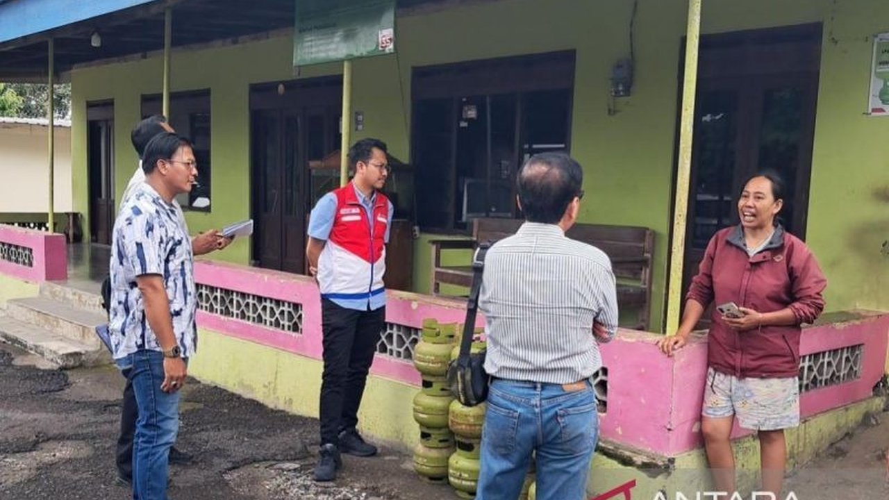Pemerintah Kabupaten Karanganyar melakukan sidak untuk memastikan penyaluran elpiji 3 kg berjalan lancar, aman, dan sesuai HET, dengan stok yang cukup dan tersebar luas di seluruh wilayah.