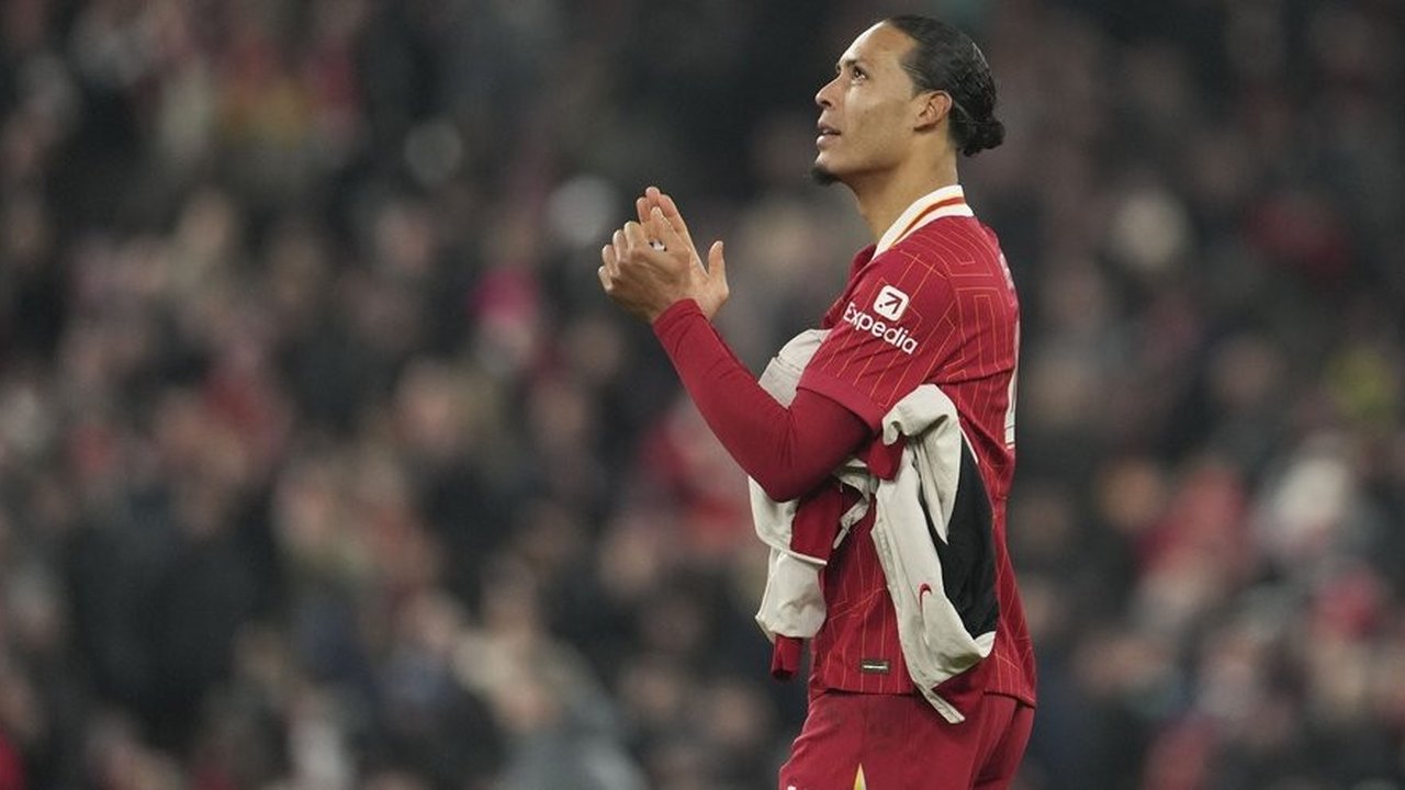 Masa Depan Virgil Van Dijk: Tetap di Liverpool atau Merapat ke Klub Baru?