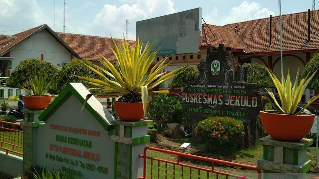 Dinas Kesehatan Kudus gencar sosialisasikan program Cek Kesehatan Gratis (CKG) di 19 Puskesmas, memanfaatkan aplikasi Satu Sehat dan media sosial untuk menjangkau warga, khususnya anak sekolah dan yang berulang tahun.