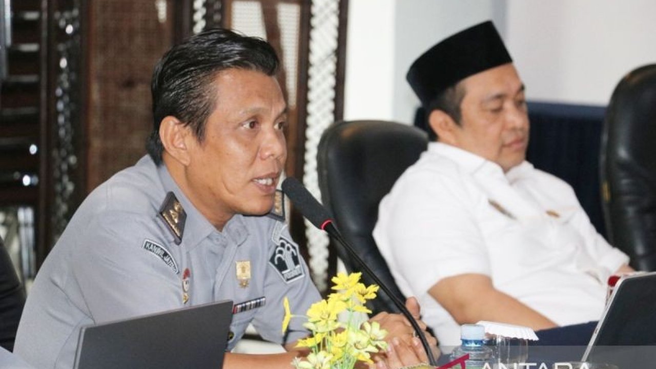 Kemenkum Kalsel telah melakukan harmonisasi Rancangan Peraturan Daerah (Raperda) bantuan hukum bagi masyarakat miskin di Kabupaten Hulu Sungai Tengah (HST), Kalimantan Selatan, guna memastikan akses keadilan bagi semua.