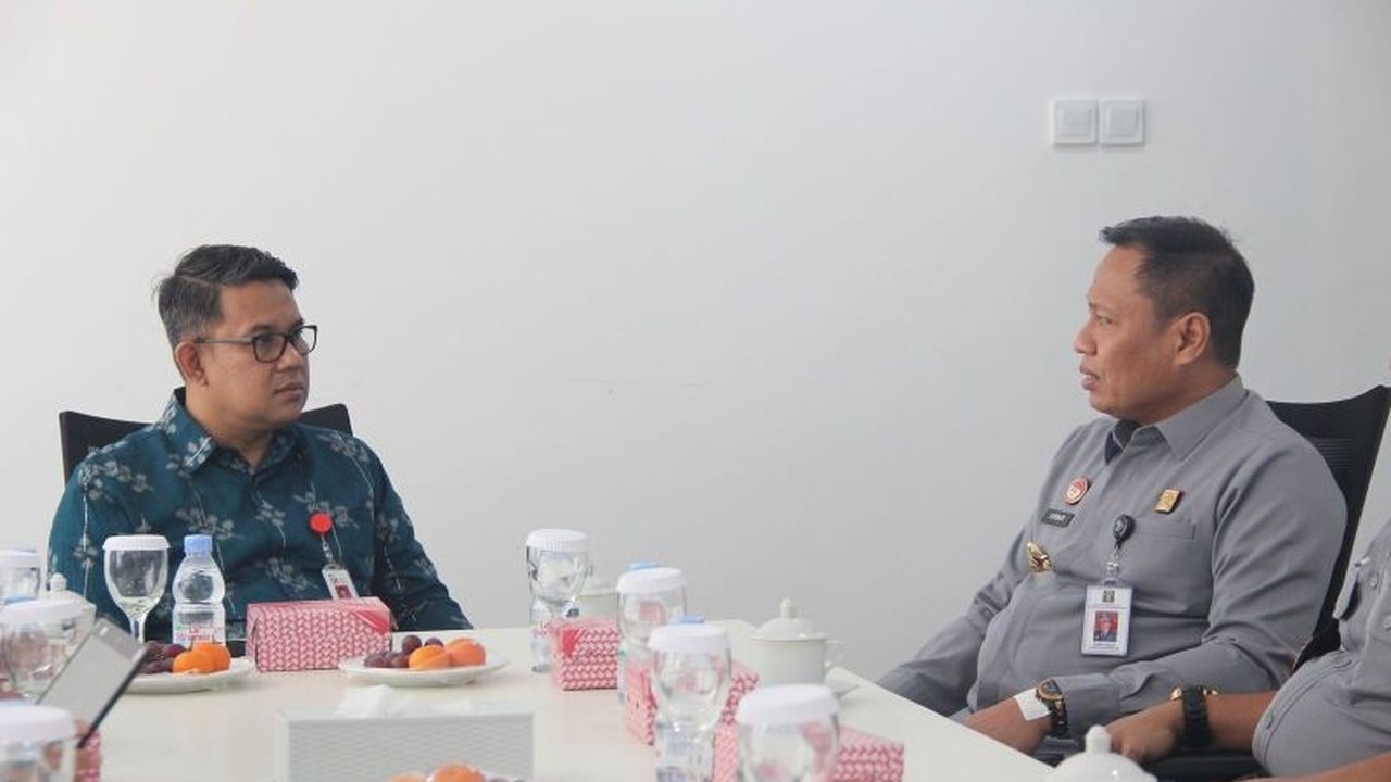 Otoritas Jasa Keuangan (OJK) Sulawesi Tengah dan Kemenkumham Sulteng memperkuat sinergi pengawasan lembaga pembiayaan, khususnya gadai dan fidusia, untuk melindungi masyarakat dari praktik keuangan ilegal.