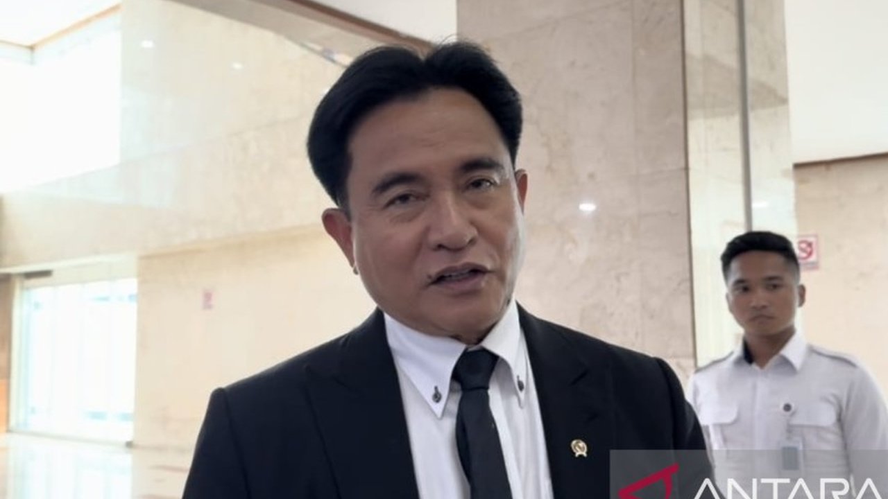 Menteri Yusril Ihza Mahendra menyatakan bahwa proses pemberian amnesti sedang diselesaikan oleh Menteri Hukum, dengan kandidat yang akan diajukan kepada Presiden Prabowo Subianto.