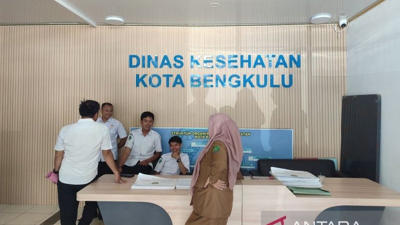Pemerintah Kota Bengkulu membentuk tim khusus untuk memastikan kelancaran program Cek Kesehatan Gratis di 20 Puskesmas dan klinik BPJS Kesehatan pada akhir Februari 2025, melayani warga yang berulang tahun di Januari, Februari, dan Maret.