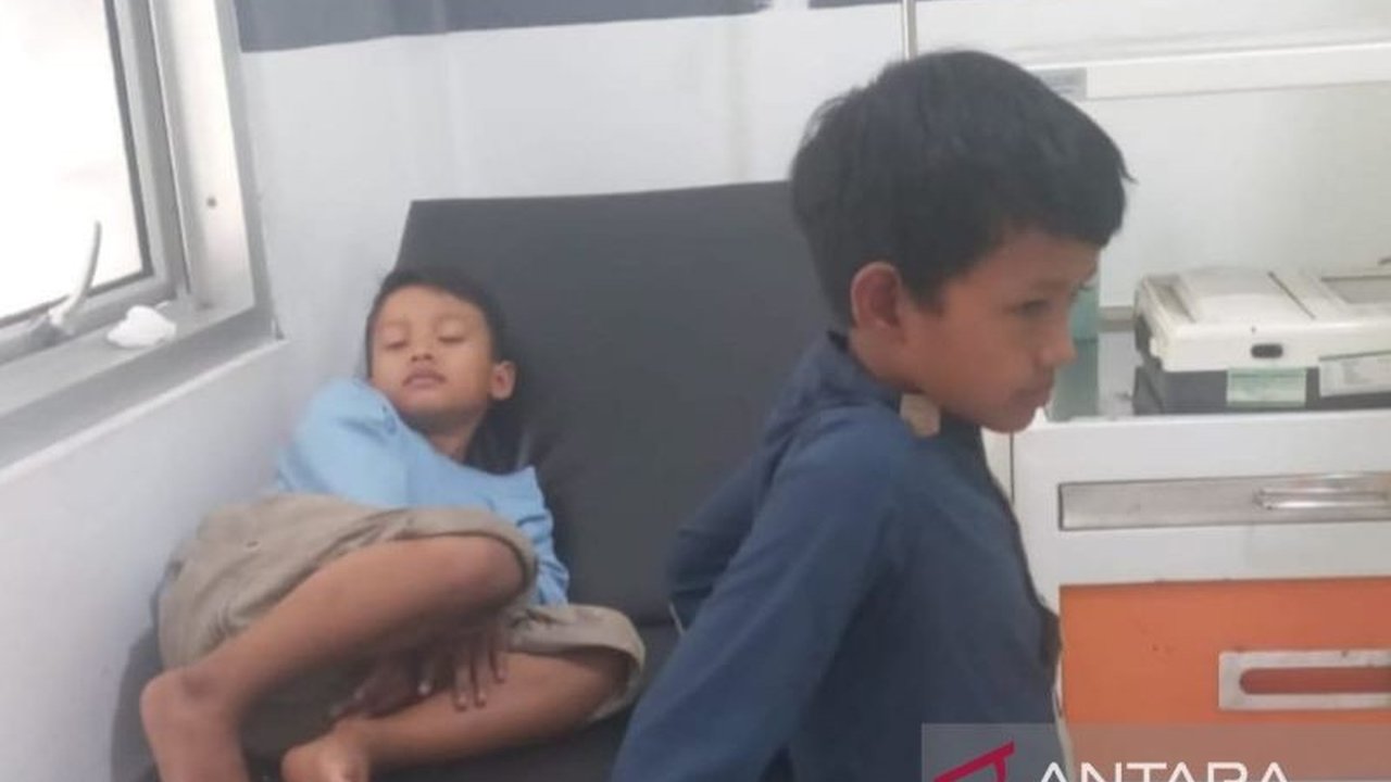 Dinas Kesehatan Cianjur gencar sosialisasikan pencegahan keracunan akibat konsumsi buah dan jamur liar setelah 11 warga keracunan di dua kecamatan.