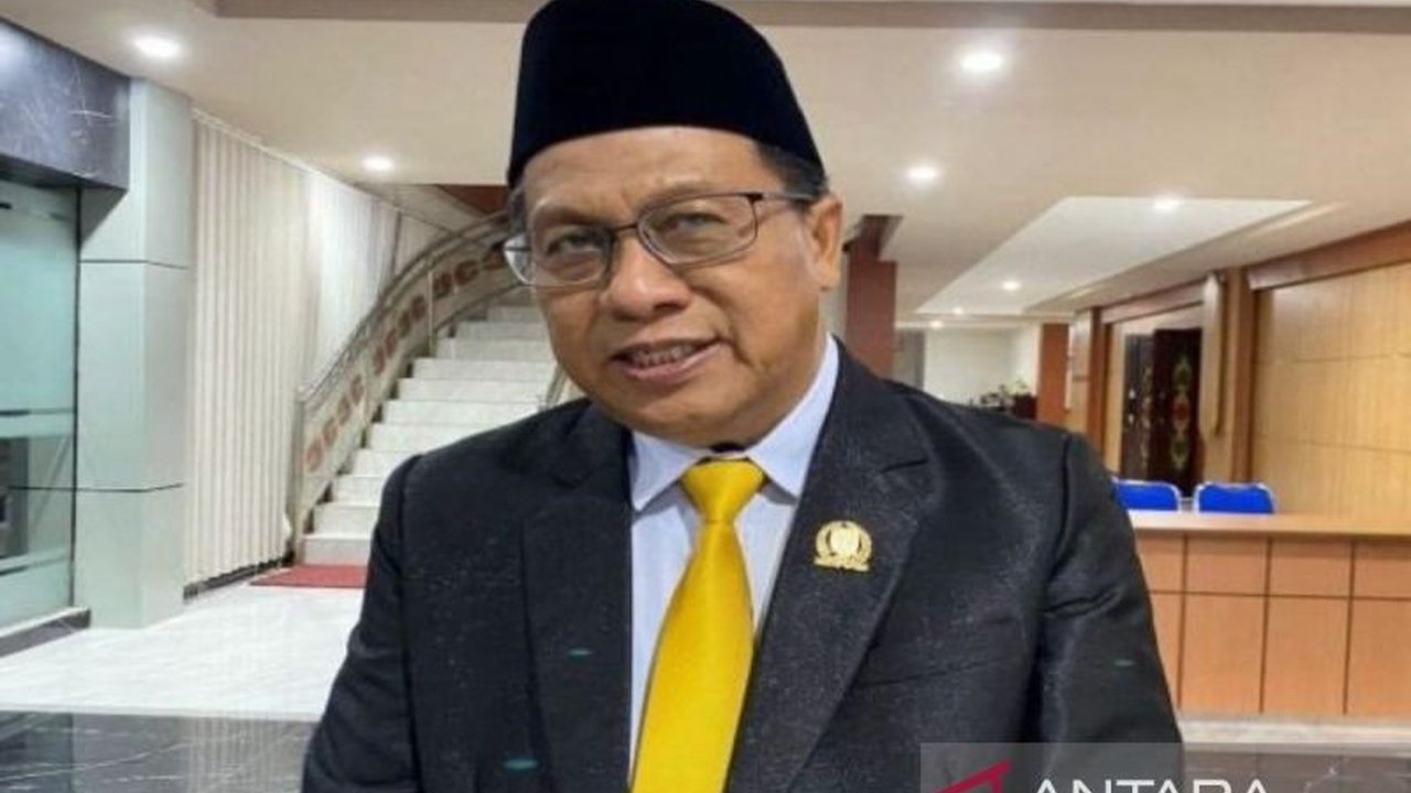 Pelantikan Wali Kota dan Wakil Wali Kota Palangka Raya akan dilaksanakan di Jakarta pada 20 Februari 2025, setelah melalui tahapan administrasi di tingkat daerah dan Kementerian Dalam Negeri, dengan harapan roda pemerintahan dapat segera berjalan maksimal