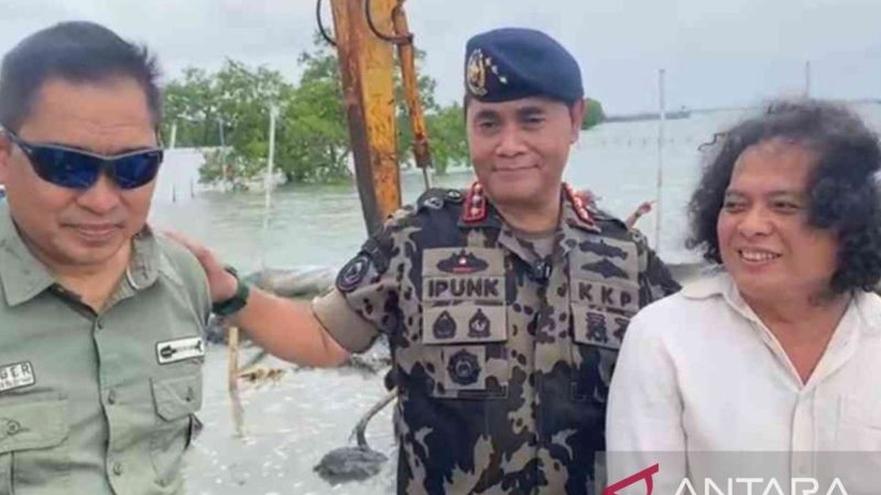 PT Tunas Ruang Pelabuhan Nusantara (TRPN) memulai pembongkaran pagar laut sepanjang 3,3 kilometer di Bekasi, ditargetkan selesai dalam tiga hari sebagai bentuk kepatuhan terhadap regulasi pemerintah dan pengawasan KKP.