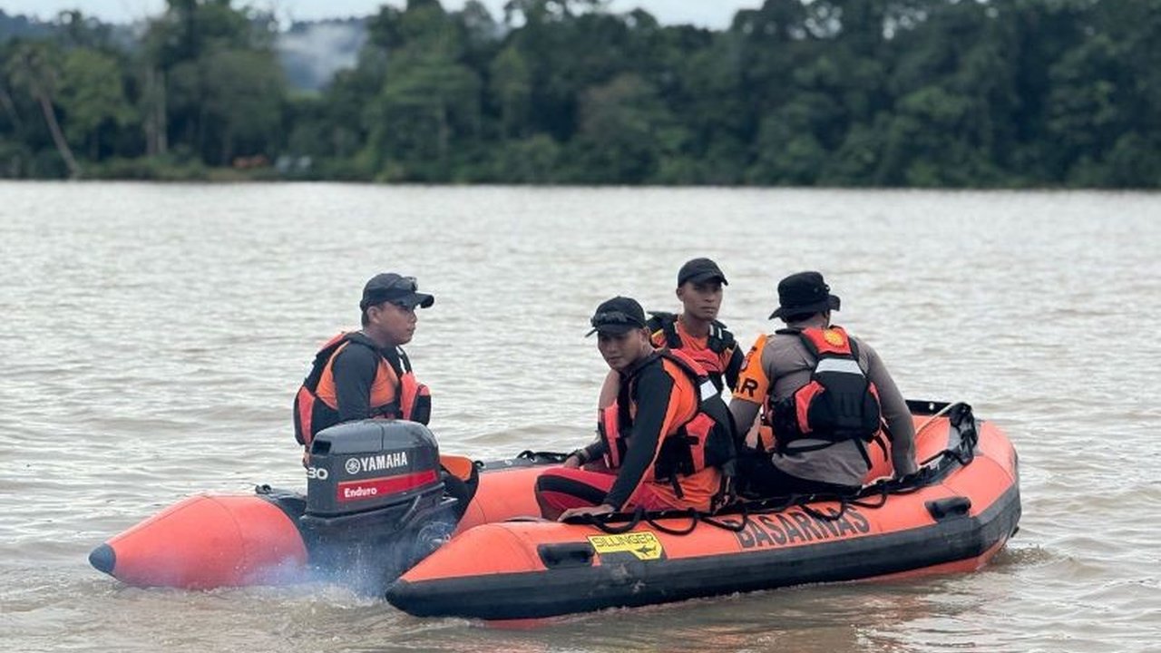 Tim SAR gabungan di Bulungan, Kalimantan Utara, melanjutkan pencarian tiga korban hilang akibat kecelakaan speedboat Iqzza Express yang tenggelam di Sungai Temangga pada Senin (10/2), sementara empat korban lainnya telah ditemukan.
