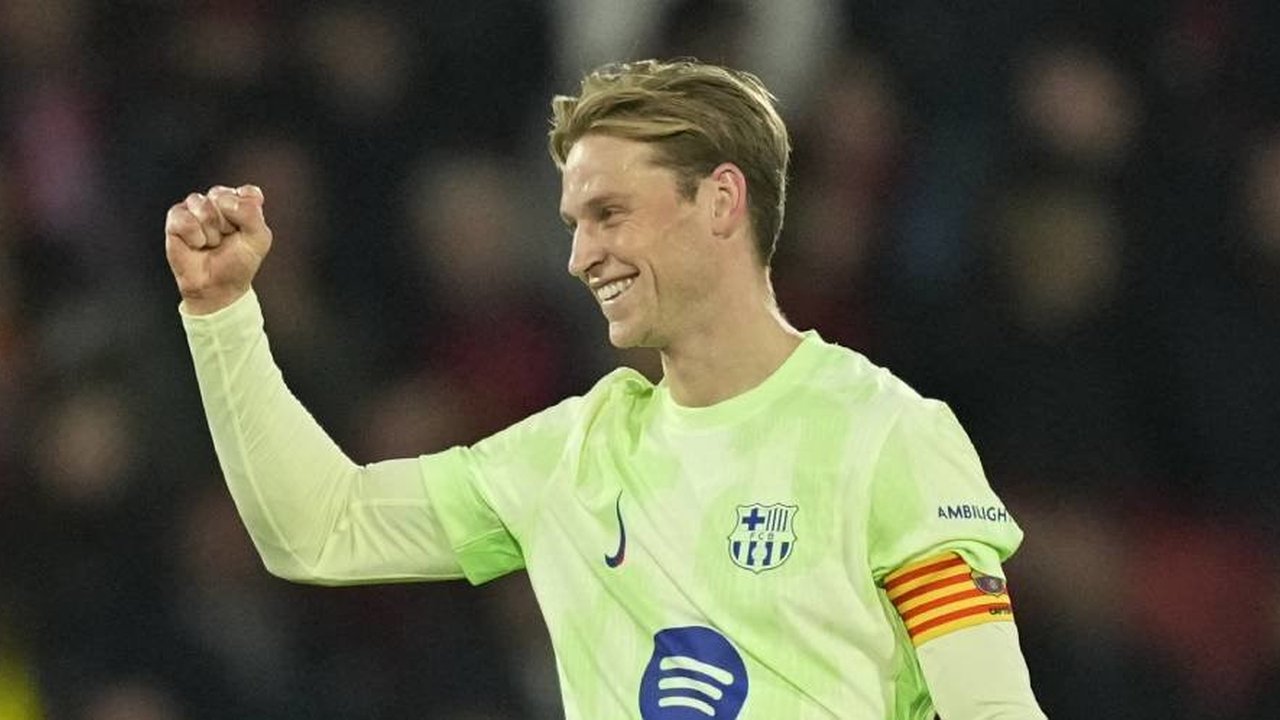 Tolak Liverpool dan MU, Frenkie De Jong Bakal Bertahan di Barcelona?
