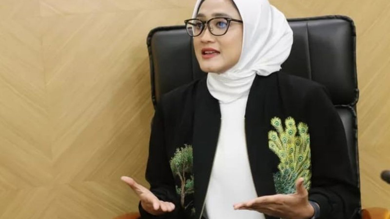 Anggota DPR RI Rina Sa'adah menilai Inpres 2/2025 tentang irigasi sebagai langkah serius Presiden Prabowo dalam mencapai swasembada pangan, mengingat kondisi irigasi yang memprihatinkan dan perlunya strategi terukur dalam pelaksanaannya.