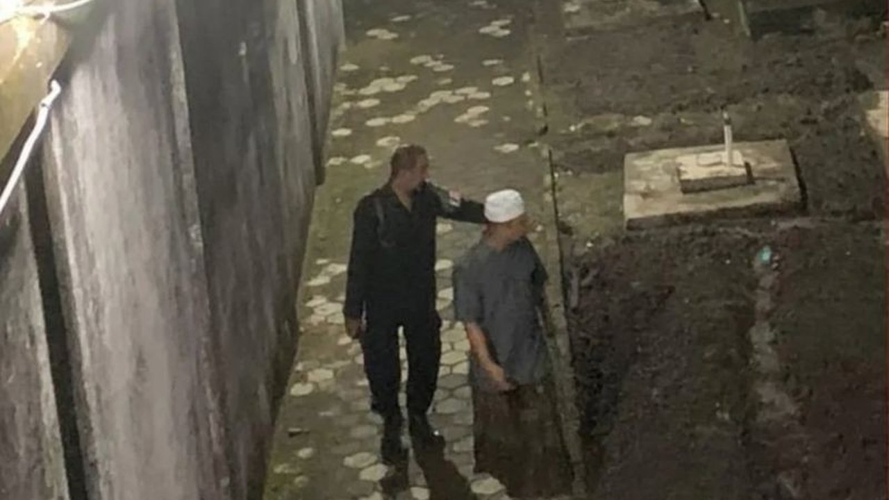 Lapas Kelas IIB Amuntai meningkatkan pengawasan ketat terhadap hunian warga binaan pemasyarakatan (WBP), khususnya pada jam-jam rawan, guna mencegah potensi gangguan keamanan.