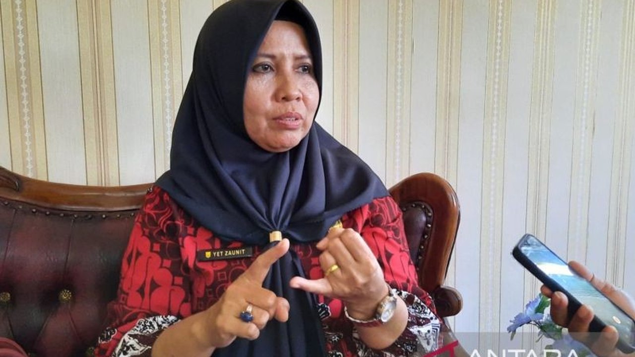 Pemerintah Kota Pariaman dan Pemprov Sumbar menawarkan pembangunan Pariaman Convention Center senilai Rp64 miliar kepada investor, sebuah proyek yang diharapkan dapat mendongkrak perekonomian daerah dan menarik minat wisatawan.