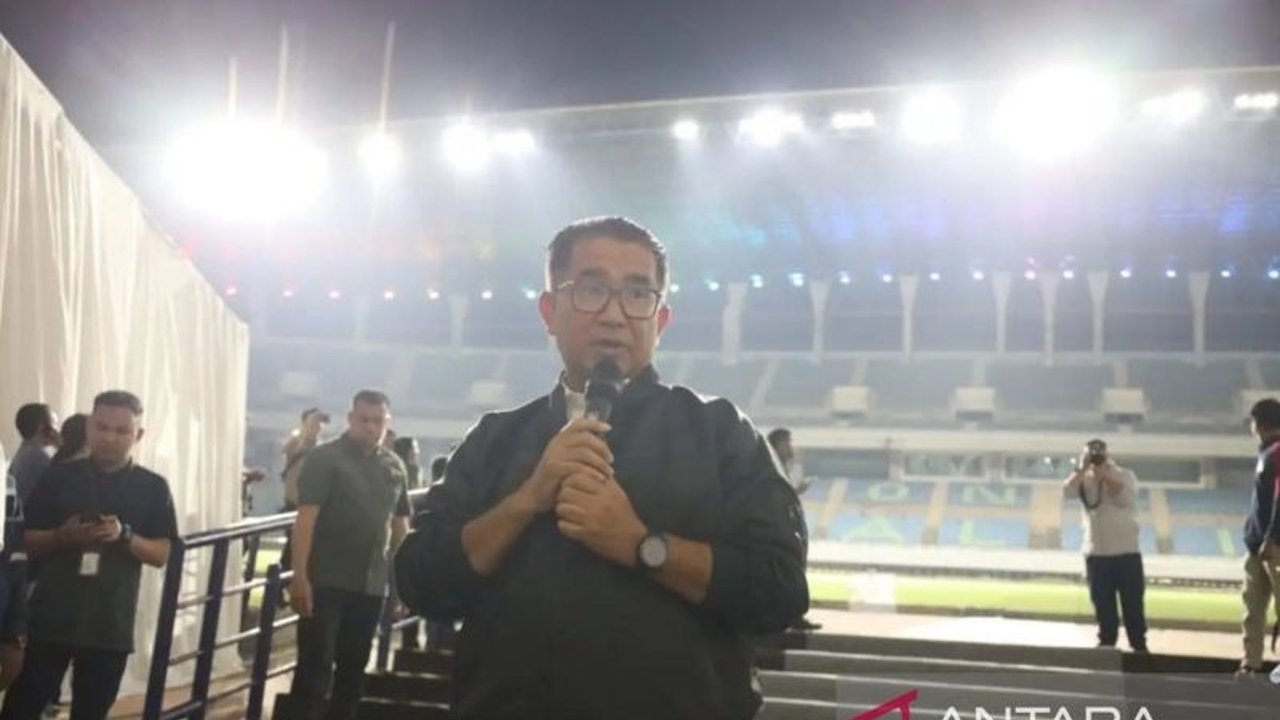 Penjabat Gubernur Kalimantan Timur, Akmal Malik, meminta dukungan DPRD Kaltim untuk penganggaran rehabilitasi lanjutan Stadion Palaran di tahun 2026, guna menjadikan stadion tersebut pusat pertumbuhan ekonomi baru di Samarinda Selatan.