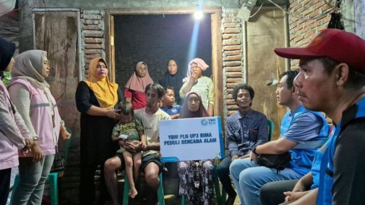 PLN Salurkan Bantuan untuk Korban Banjir Bandang Bima