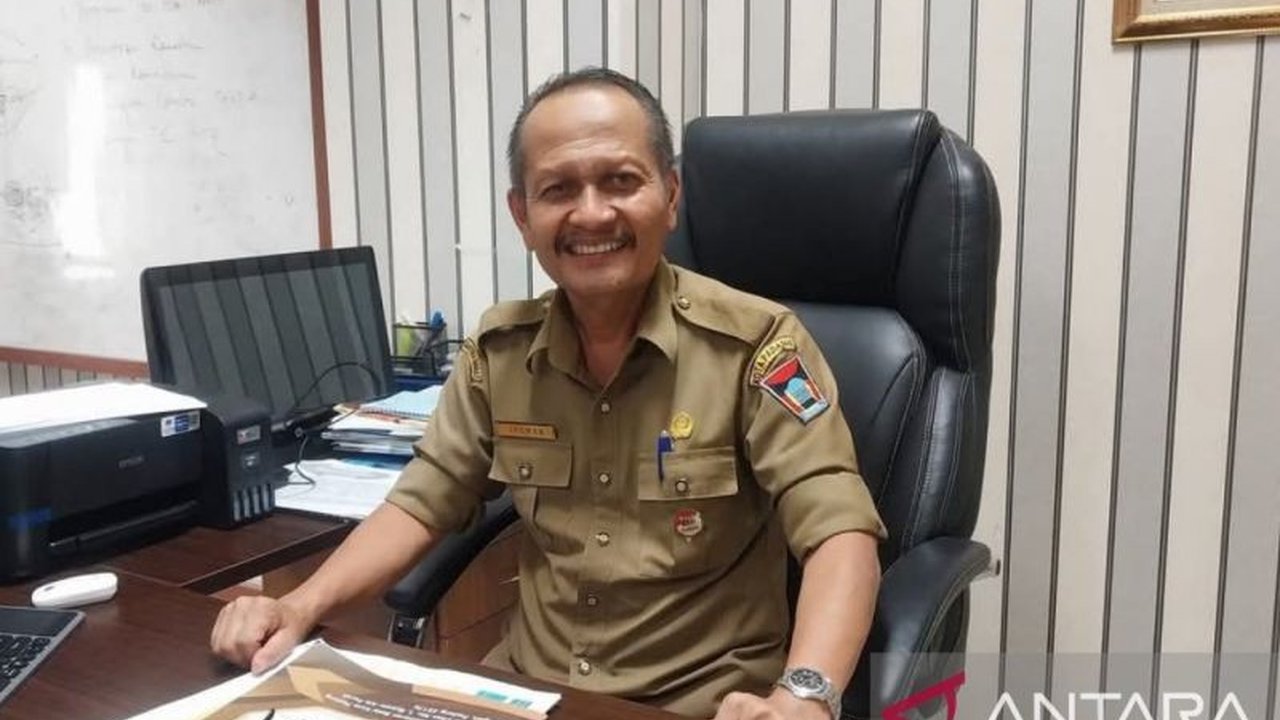 Pemerintah Kota Padang akan melibatkan 1.100 masjid dan mushola dalam penyelenggaraan Pesantren Ramadan 2025 yang akan diikuti sekitar 87 ribu pelajar SD dan SMP di 11 kecamatan.