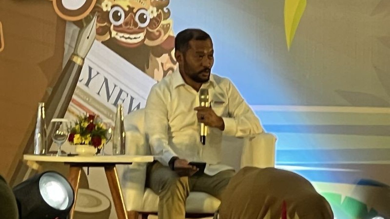 PT Pertamina Hulu Energi (PHE) mendapat tawaran pengelolaan blok migas di Suriname, tetapi mempertimbangkan faktor geopolitik seperti keamanan pengiriman minyak sebelum mengambil keputusan.