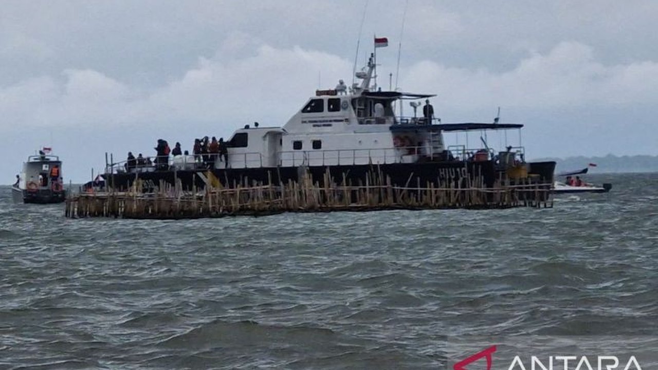 TNI AL Bongkar 24,9 Km Pagar Laut di Tangerang, Sisakan 5,26 Km