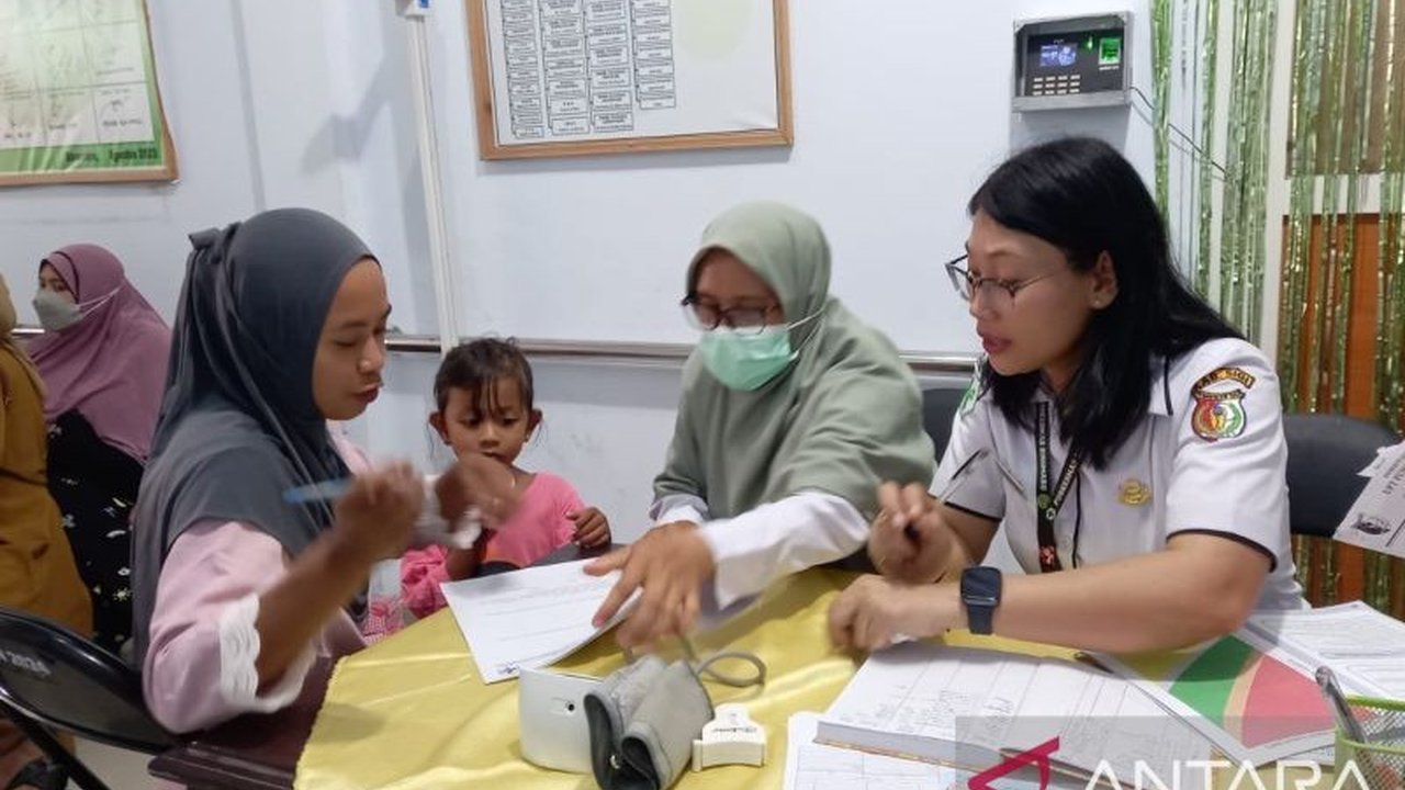 Dinas Kesehatan Sigi memudahkan akses Cek Kesehatan Gratis (CKG) dengan pendaftaran langsung di puskesmas, melayani berbagai pemeriksaan untuk semua usia, termasuk skrining kanker.