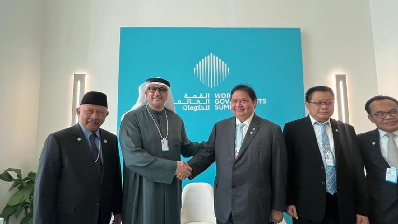 Menteri Airlangga bertemu CEO Masdar untuk membahas peningkatan kerja sama investasi energi terbarukan di Indonesia, termasuk perluasan proyek PLTS Terapung Cirata dan eksplorasi energi nuklir.