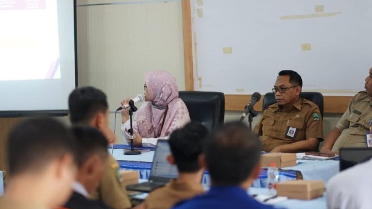 Dinas Kominfo Magetan berkolaborasi dengan berbagai organisasi perangkat daerah (OPD) dan BPS untuk mewujudkan program Satu Data Indonesia, guna menghasilkan data yang akurat dan terintegrasi untuk perencanaan pembangunan.