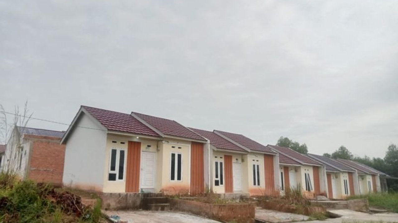 Real Estate Indonesia (REI) Jambi optimis membangun 6.167 unit rumah subsidi di 2025 untuk mendukung program satu juta rumah, dengan fokus utama di Kota Jambi dan Kabupaten Muaro Jambi.