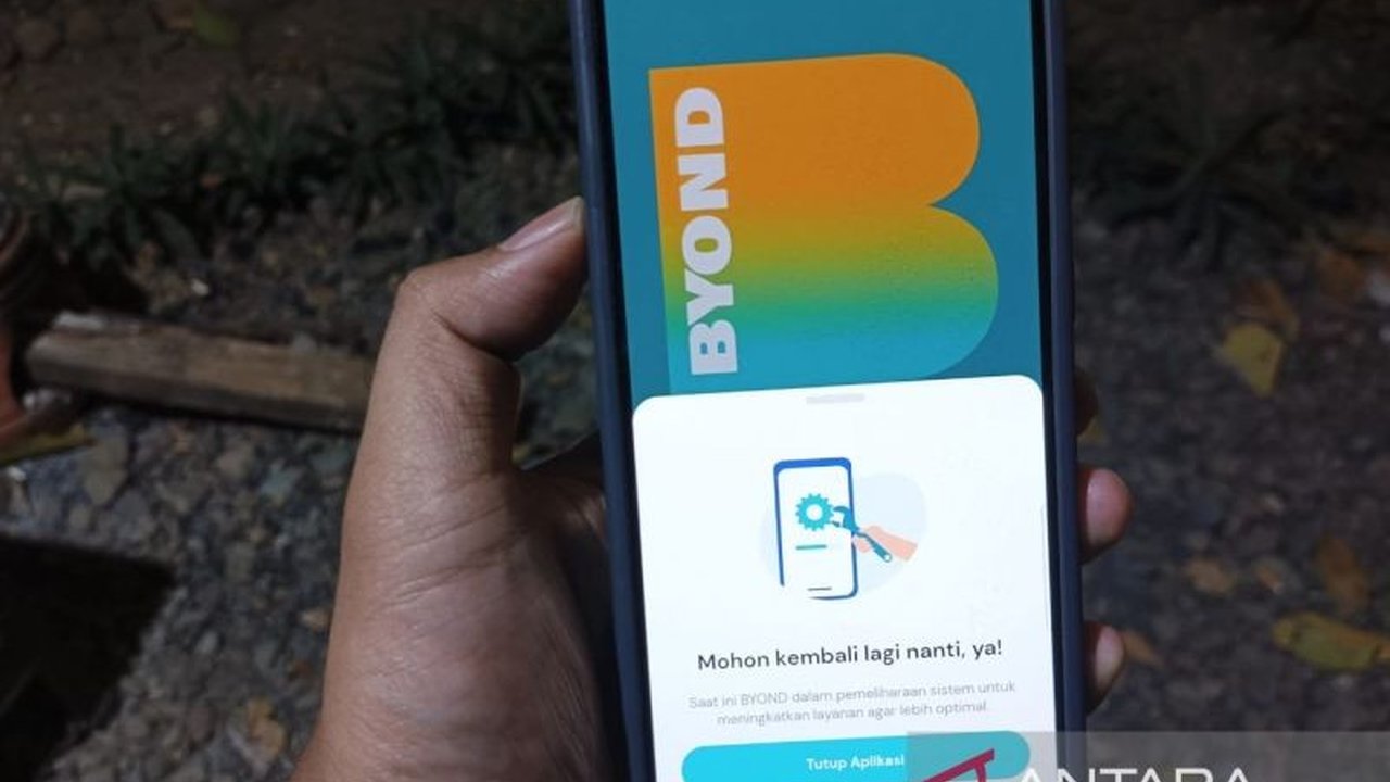 Bank Syariah Indonesia (BSI) mengumumkan bahwa layanan e-channel, termasuk mobile banking dan ATM, telah kembali normal setelah proses upgrade sistem selesai.