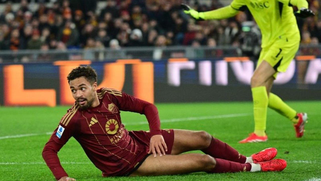 AS Roma akan menghadapi FC Porto tanpa rekrutan anyar Devyne Rensch yang cedera, sementara dua pemain baru lainnya juga absen dalam laga leg pertama babak 16 besar Liga Europa di Portugal.