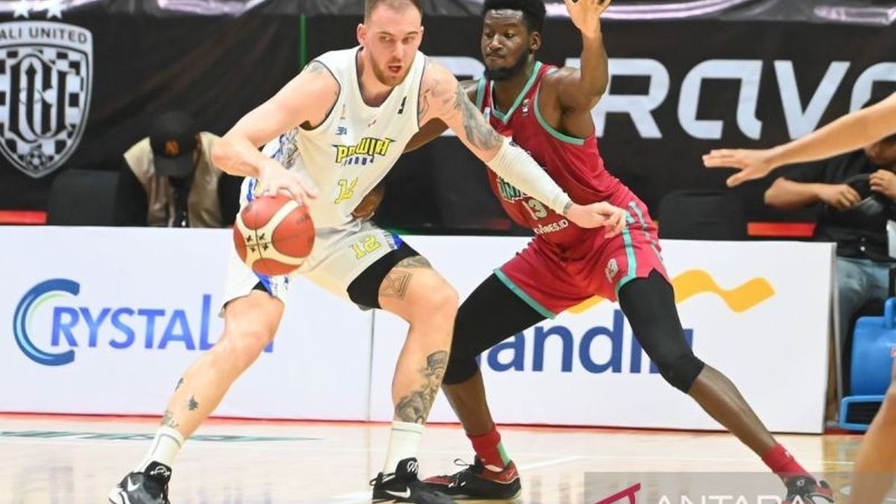 Prawira Bandung Raih Kemenangan Penting atas Bali United Jelang Jeda Kompetisi