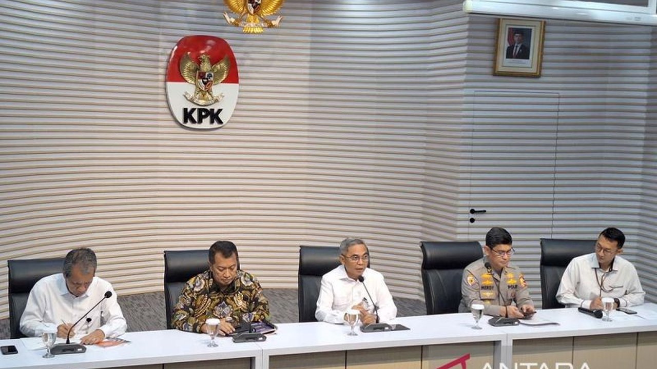 Komisi Pemberantasan Korupsi (KPK) berhasil melakukan rekonstruksi anggaran tahun 2025, memangkas  Rp201 miliar untuk mendukung program prioritas nasional seperti swasembada pangan dan hilirisasi, tanpa mengorbankan pemberantasan korupsi.