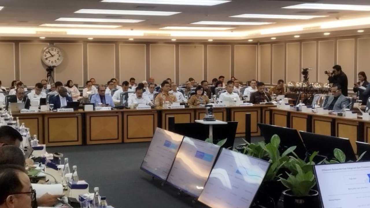 Kementerian Imigrasi dan Pemasyarakatan (Imipas) mengalami pemangkasan anggaran sebesar Rp4,4 triliun, namun tetap berkomitmen memberikan pelayanan publik maksimal dengan mengoptimalkan anggaran yang tersedia.