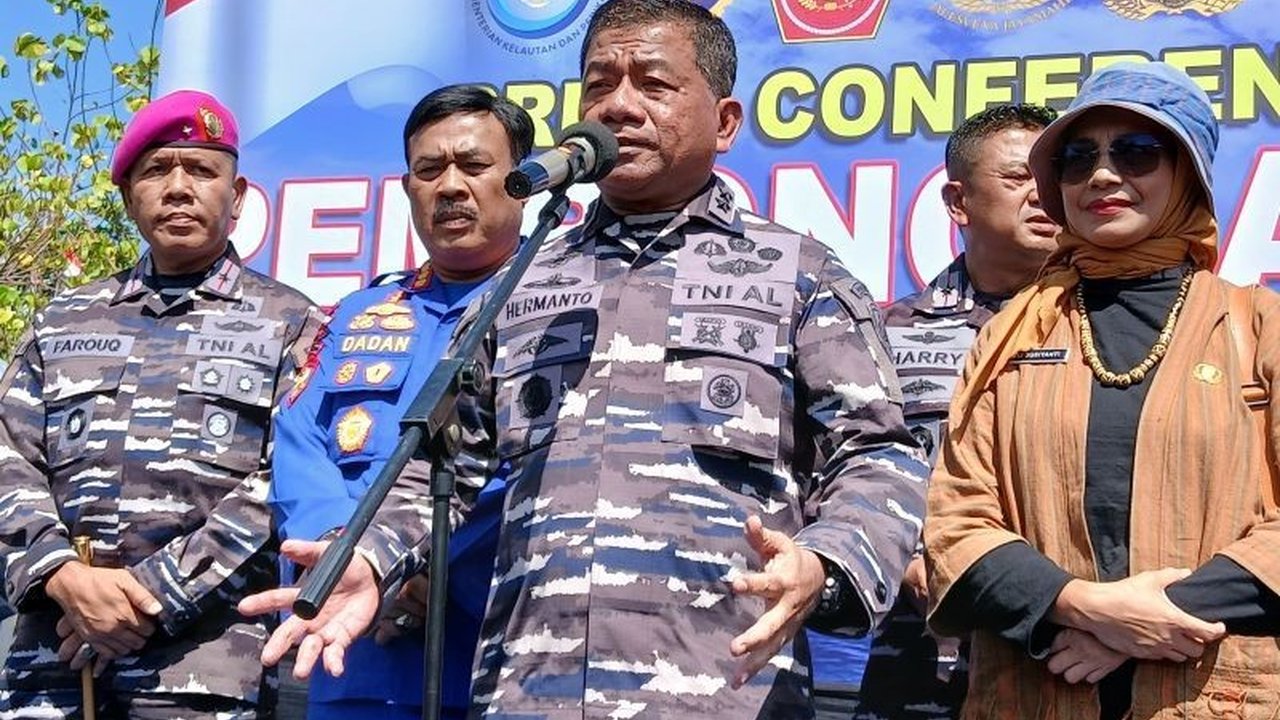 TNI Angkatan Laut telah menyelesaikan operasi pembongkaran 30,16 kilometer pagar laut di perairan utara Kabupaten Tangerang, Banten, yang sebelumnya menghambat aktivitas nelayan.